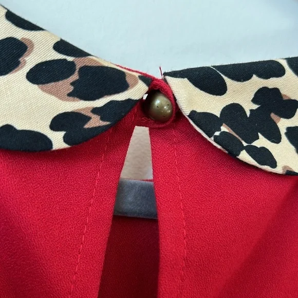 Dorothy Perkins Red Shift Dress with Peter Pan Leopard Collar, size 18UK or 14US - Picture 7 of 10